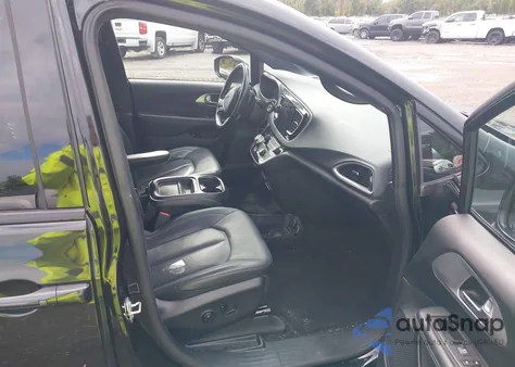 2020 Chrysler Pacifica Hybrid Touring L из США, поврежденный, VIN 2C4RC1L74LR267553